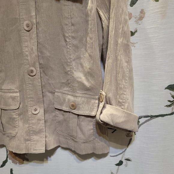 Monterey Bay Women's Beige Casual Button-down Blouse Size Medium - Picture 6 of 10